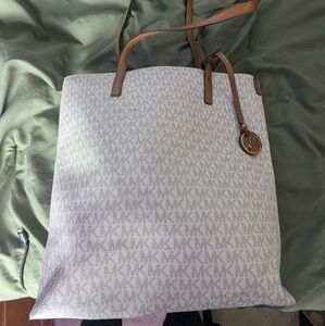 Michael kors Hayley large convertible tote